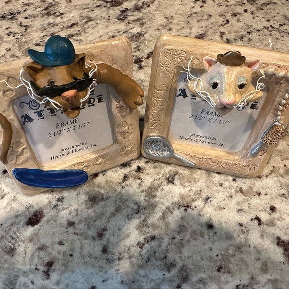 Set of 2 picture frames. 2.5” x 2.5” - Picture 2 of 5